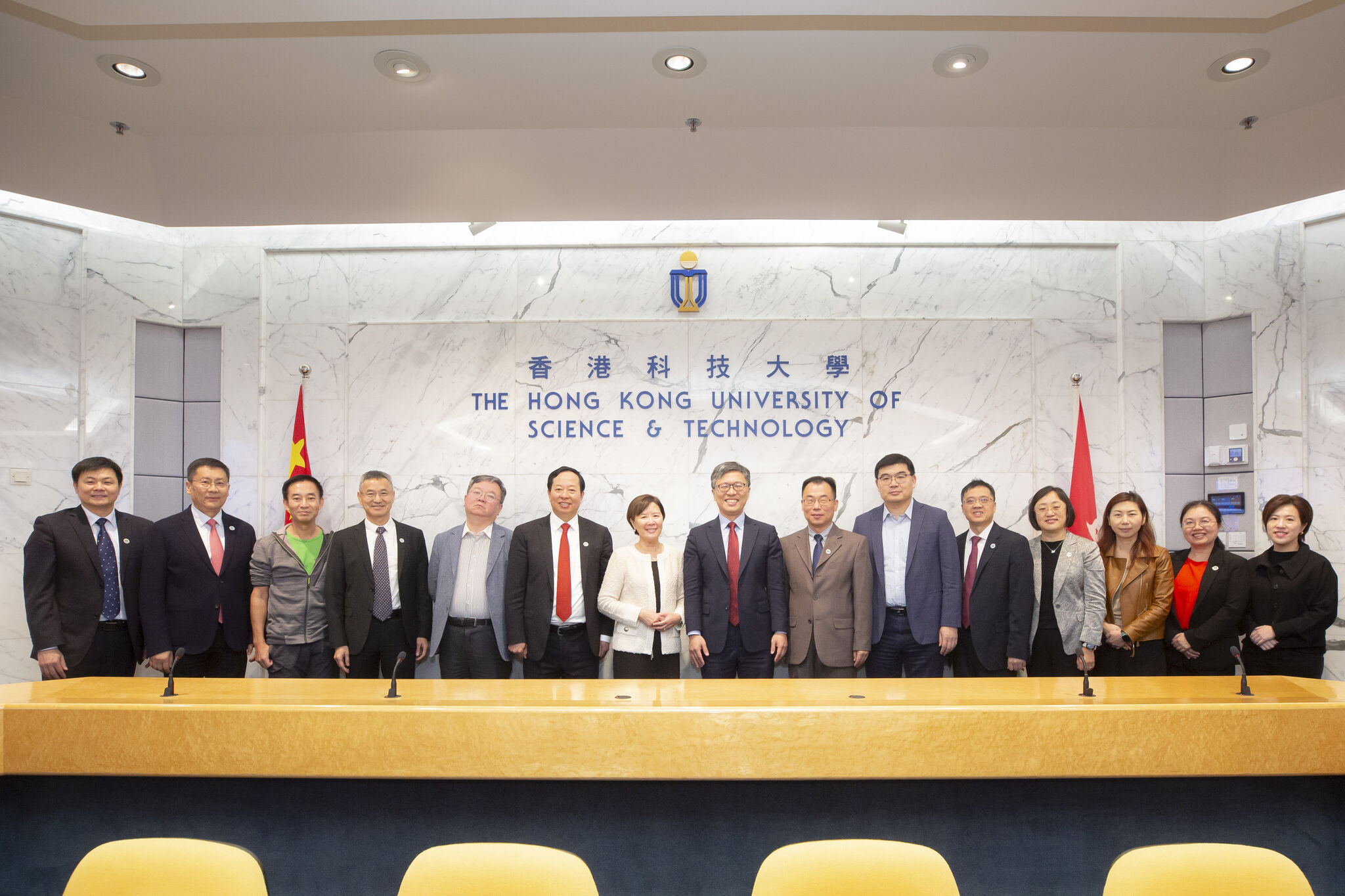 華南理工大學代表團與科大團隊合照。