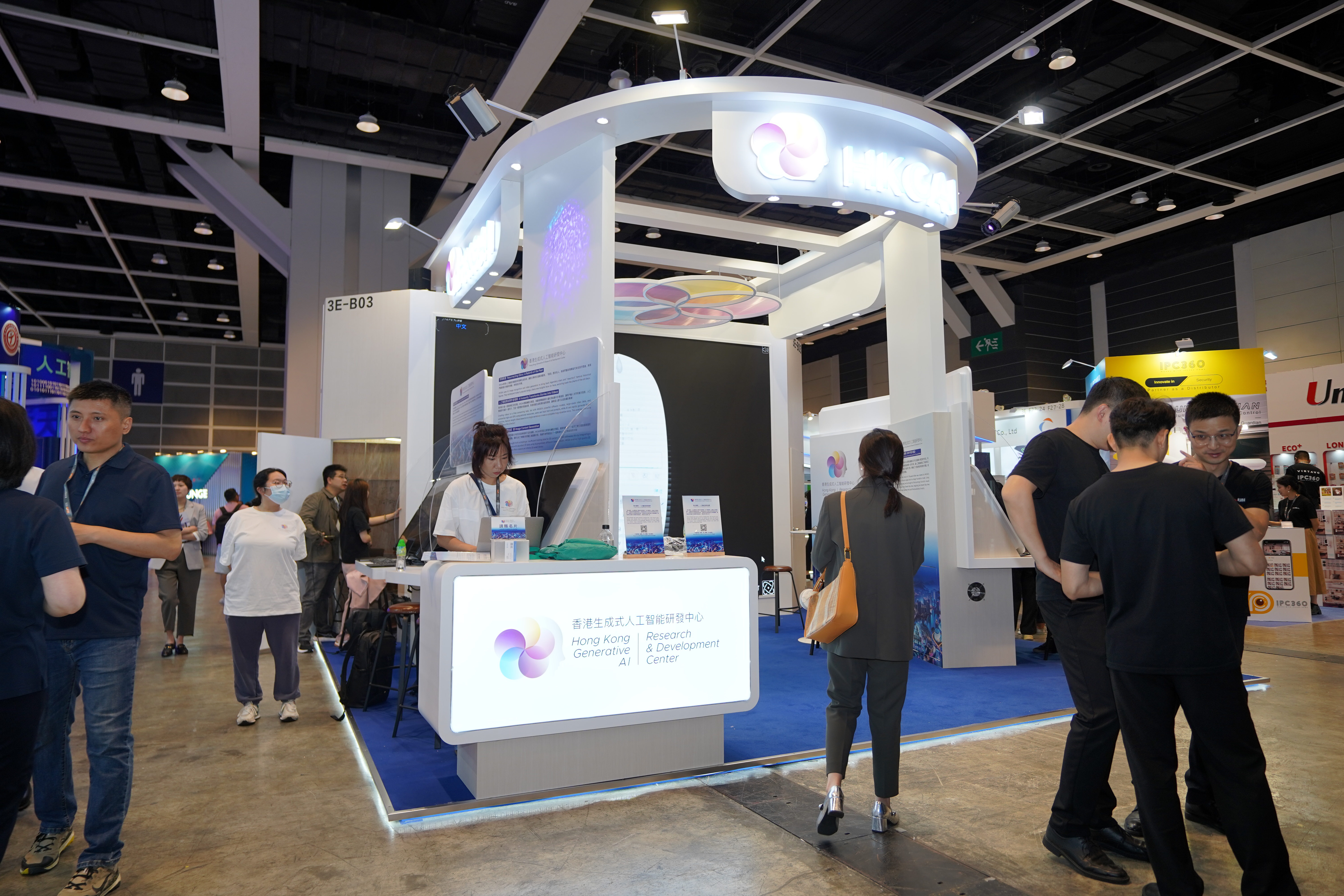 The HKGAI showcases for the first time an array of its AI projects covering applications in various areas at InnoEx 2024.
