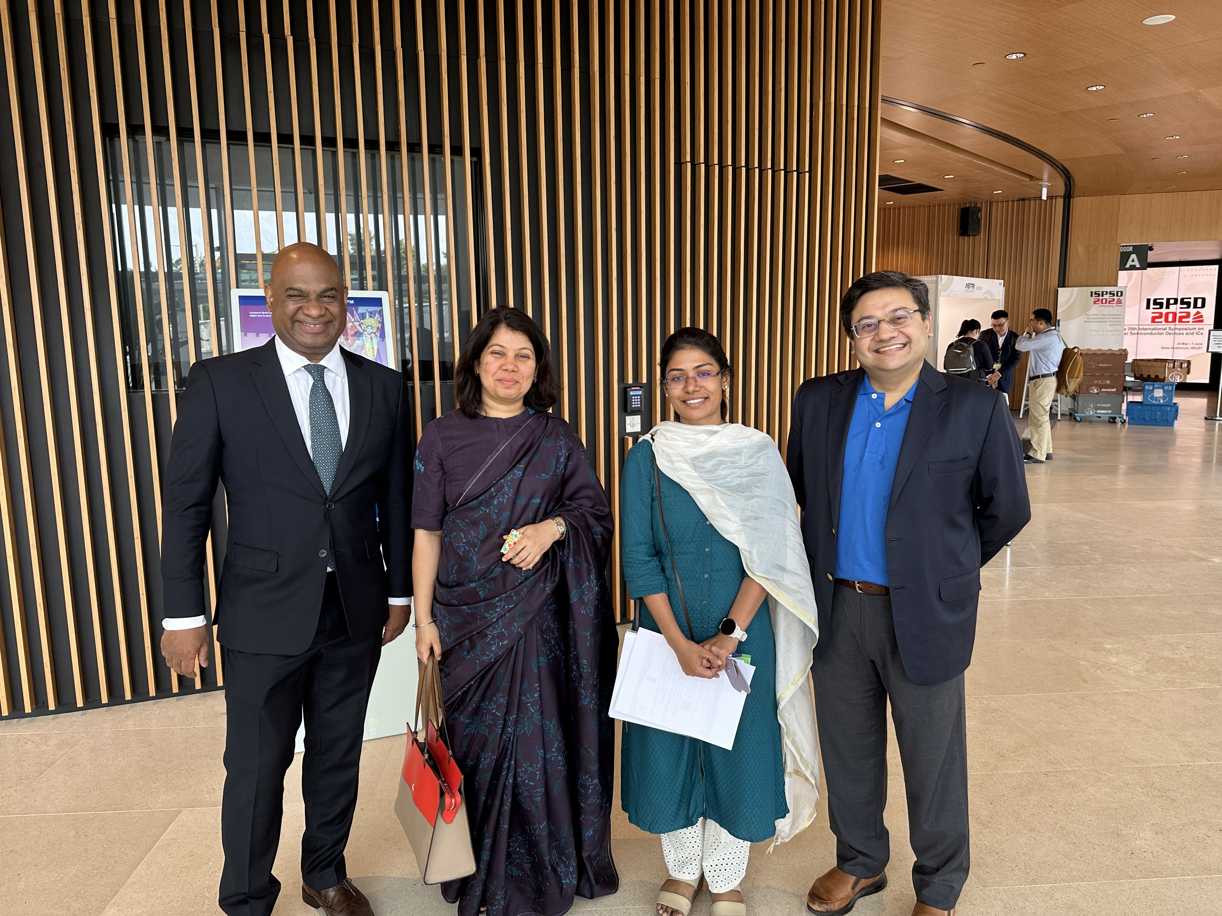 Consul General of India in Hong Kong and Macau Ms. Satwant KHANALIA (second left) and her delegation visited HKUST campus on June 1.