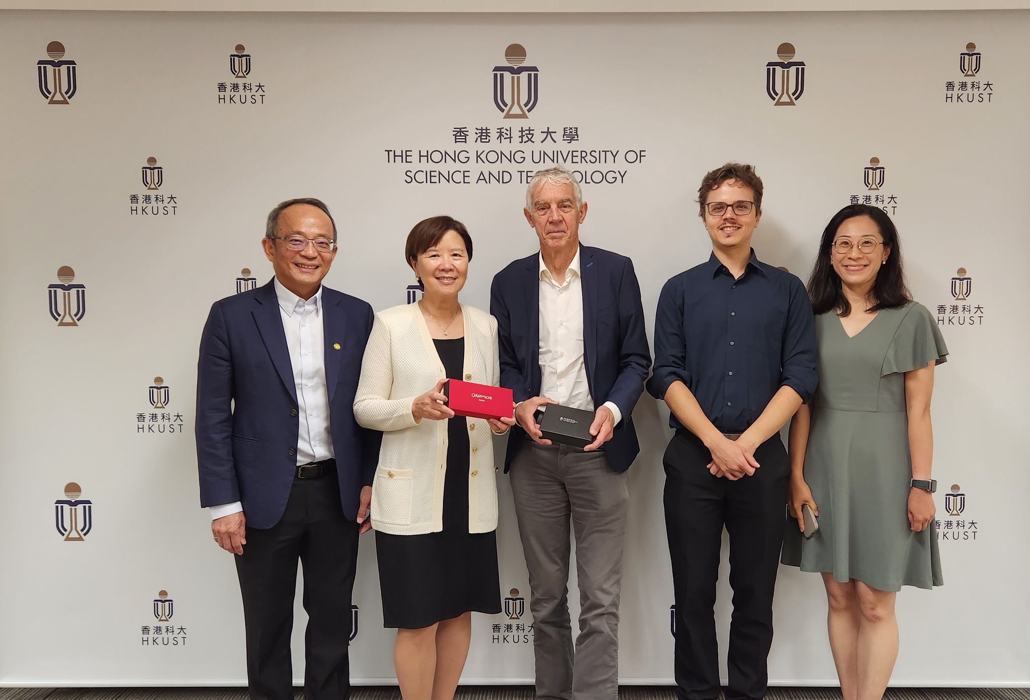 HKUST President Prof. Nancy IP (second left) and Vice-President for Research & Development Prof. Tim CHENG (first left) met with École Polytechnique Fédérale de Lausanne President Prof. Martin Vetterli, sharing updates on HKUST's latest developments and strong presence in the Greater Bay Area.