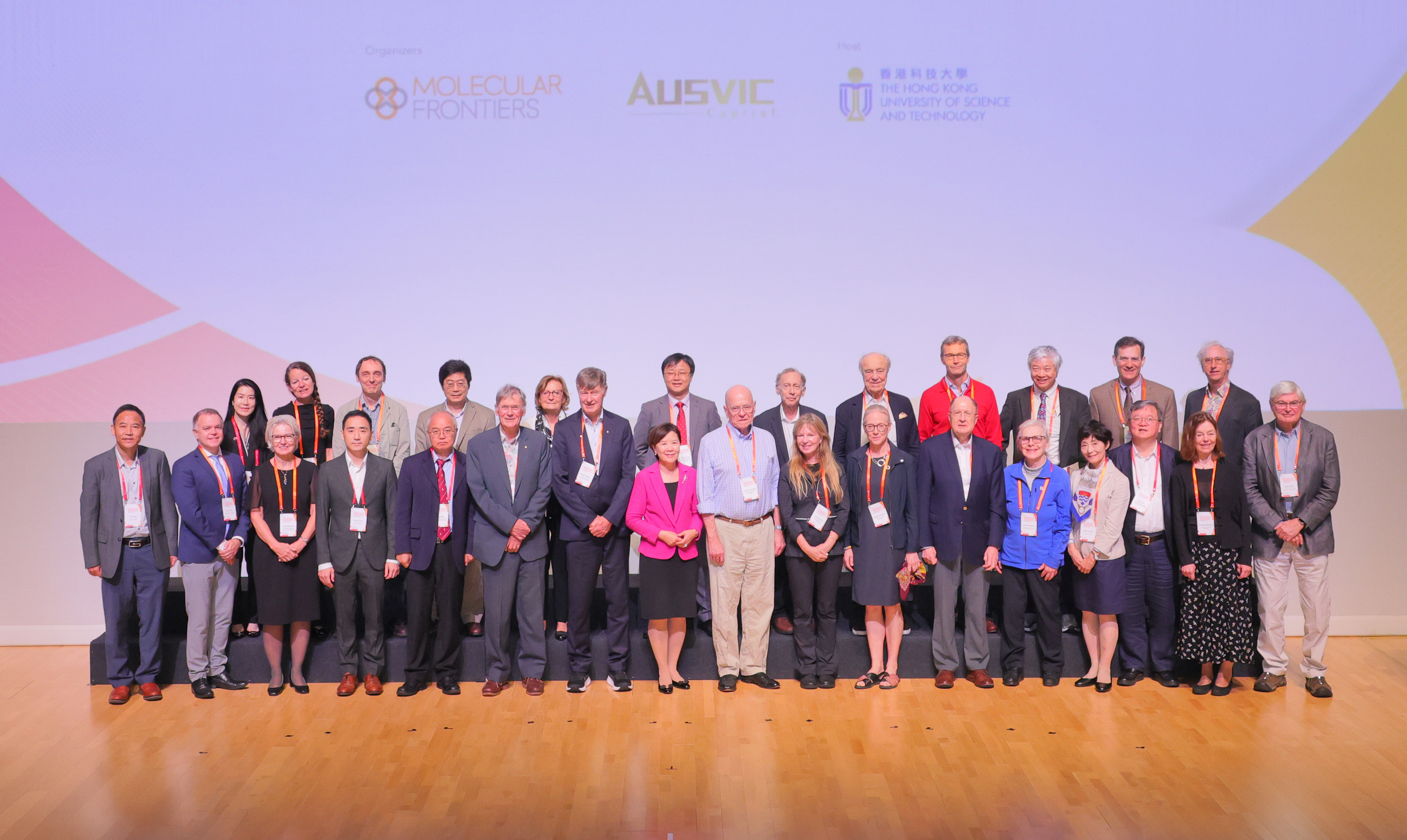 HKUST kicks off a prestigious three-day “Molecular Frontiers Symposium” today, showcasing a lineup of internationally renowned scientists including four Nobel laureates. A group photo of Prof. Nancy IP, HKUST President (eighth left, first row), Prof. Bengt NORDEN, Founding Chairman of the Molecular Frontiers Foundation (seventh left, first row), three Nobel laureates Sir Tim HUNT (sixth left, first row), Prof. K. Barry SHARPLESS (nineth right, first row), and Sir Gregory WINTER (sixth right, first row), Pro