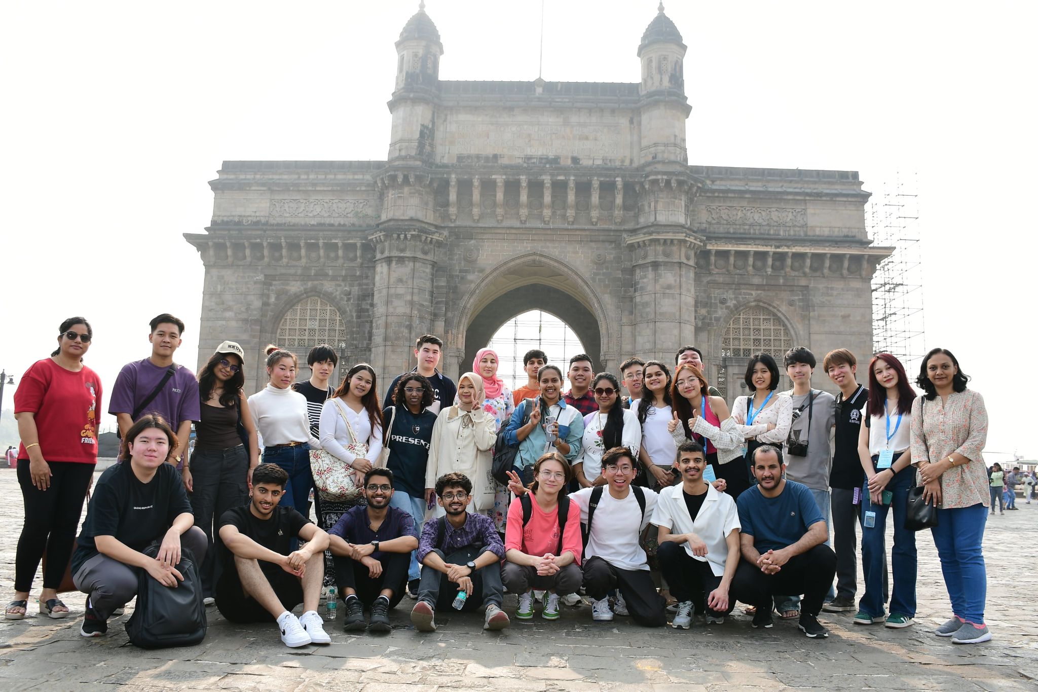 Two HKUST undergraduate students participate in the AUA Youth Forum in Mumbai. 