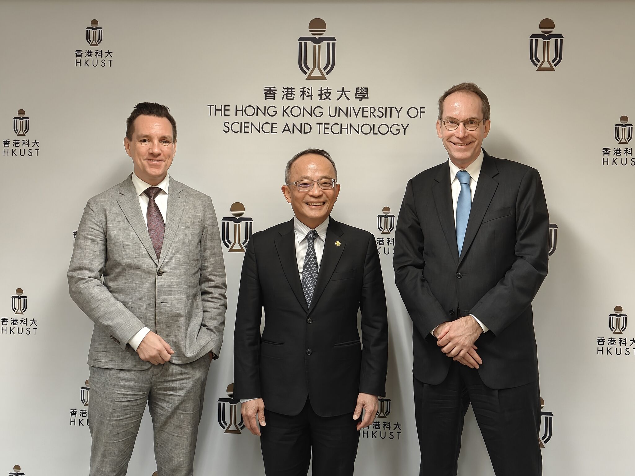 A group photo featuring HKUST Vice President for Research and Development Prof. Tim CHENG (center) with Dr. Andreas GÖTHENBERG (right), Executive Director of STINT, and Dr. Erik FORSBERG (left), STINT’s Asia-Pacific Representative.