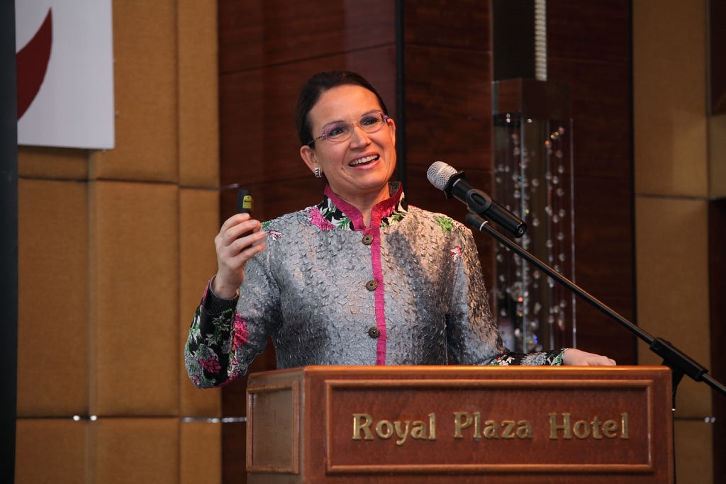 Ms. Umran Beba delivers her keynote speech.