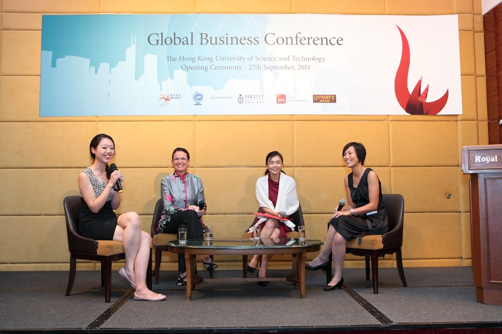 Panel discussion is moderated by Prof. Emily Nason, Program Director of Global Business program and Miranda Gao, Year 3 student of Global Business program.