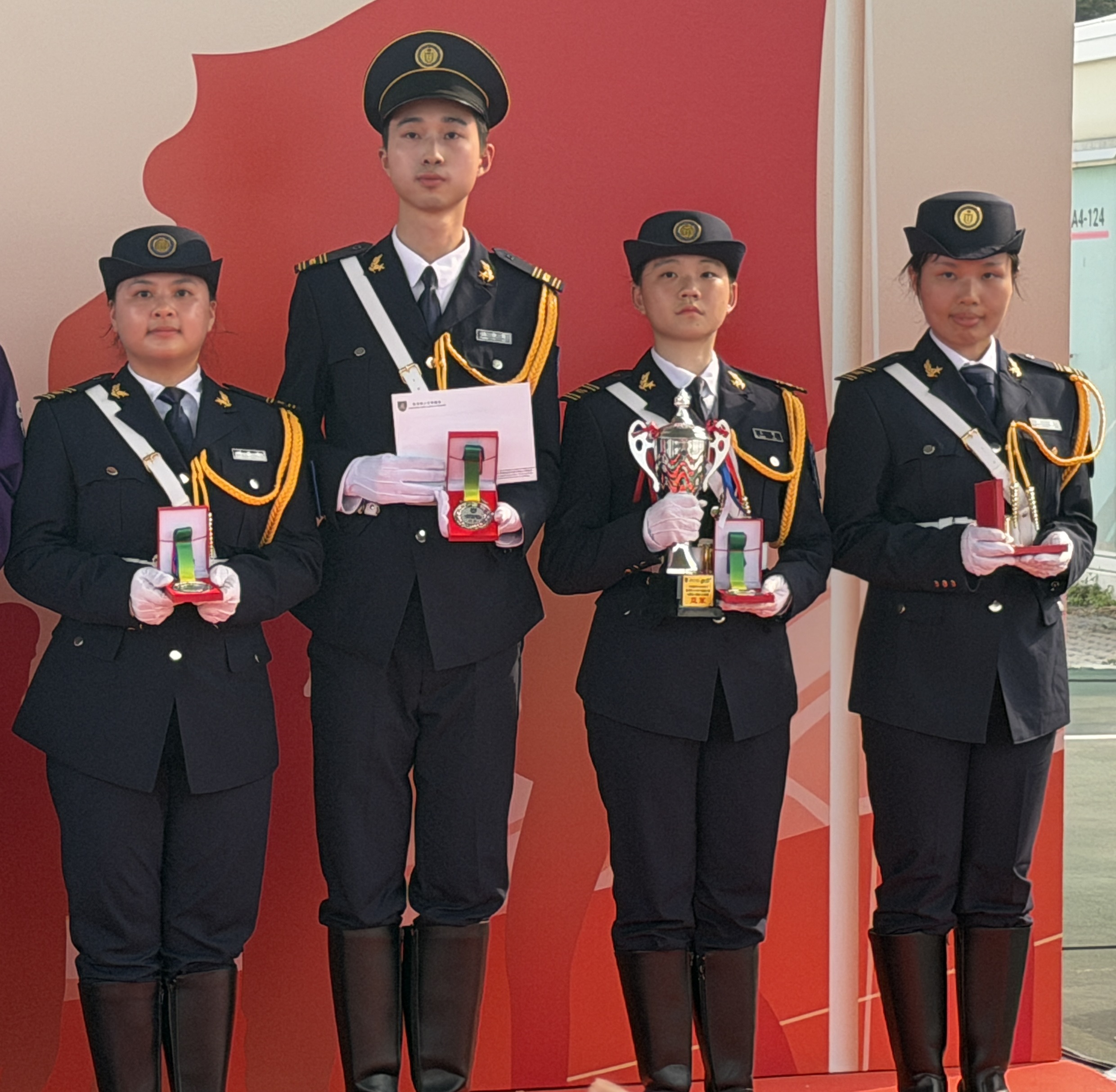 The Silver Award for the Zheng Bu team was won by (from left) LAU Sze Lam, a Year 2 undergraduate in Professional Accounting, WANG Yige, a PhD student in Industrial Engineering & Decision Analytics, WANG Dan, a Year 2 undergraduate in Computer Science & Engineering, and SHAO Dian, a PhD student in Industrial Engineering & Decision Analytics.