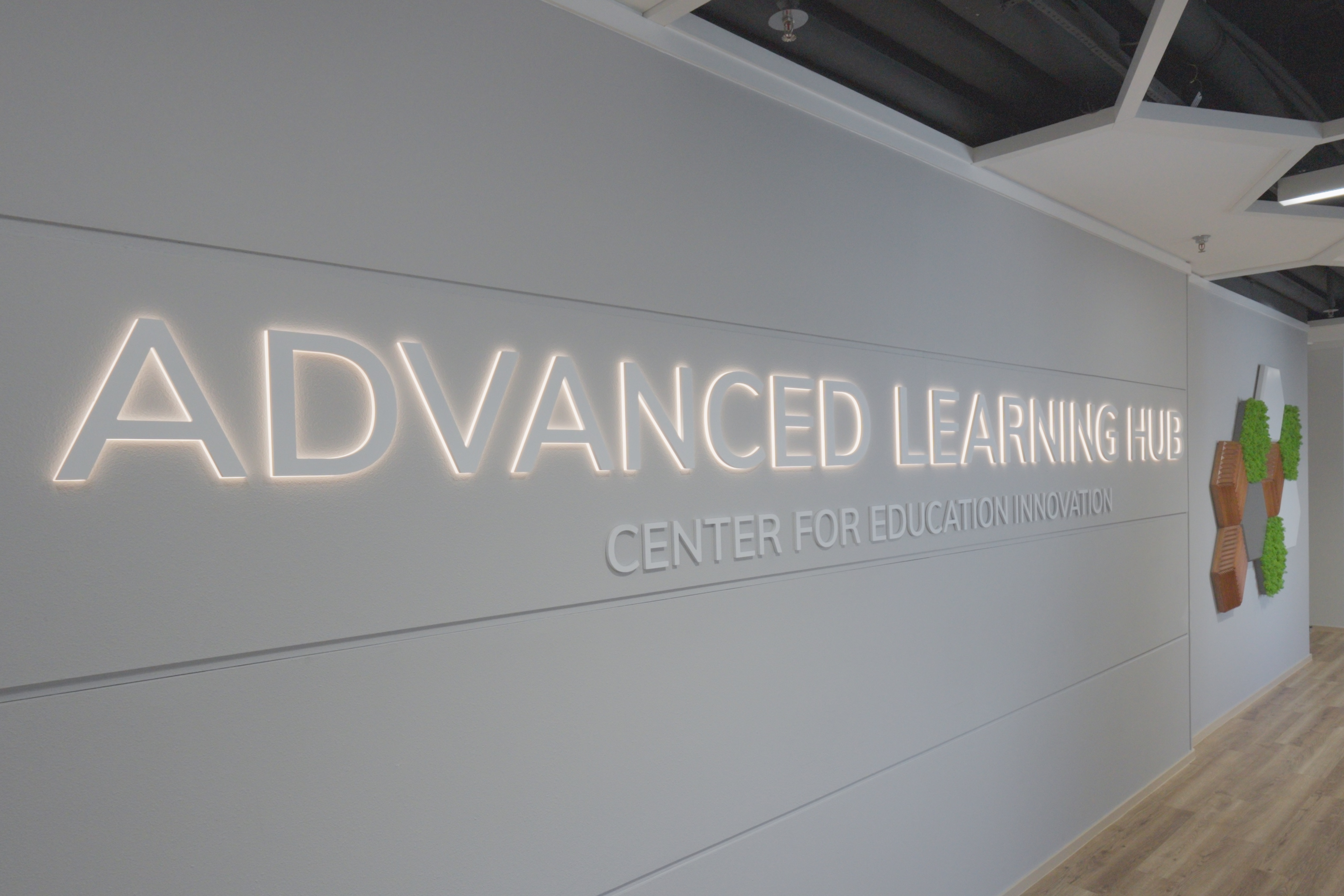 ALH offers opportunities for faculty to leverage the latest technology to launch next-generation education and learning solutions.