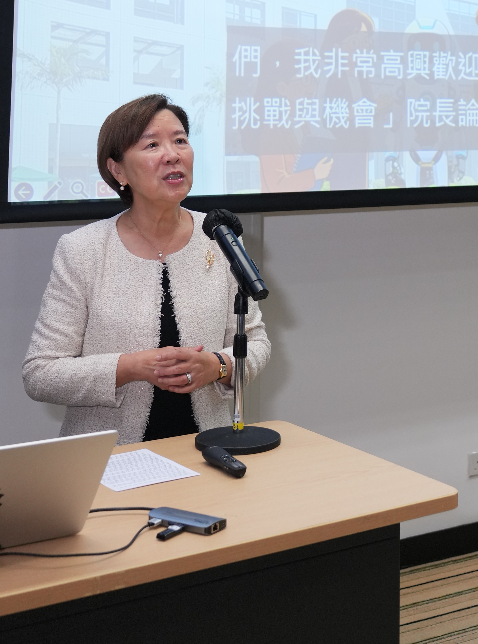 Prof. Nancy Ip remarked in her opening remarks that AI is altering how we communicate and transfer knowledge.