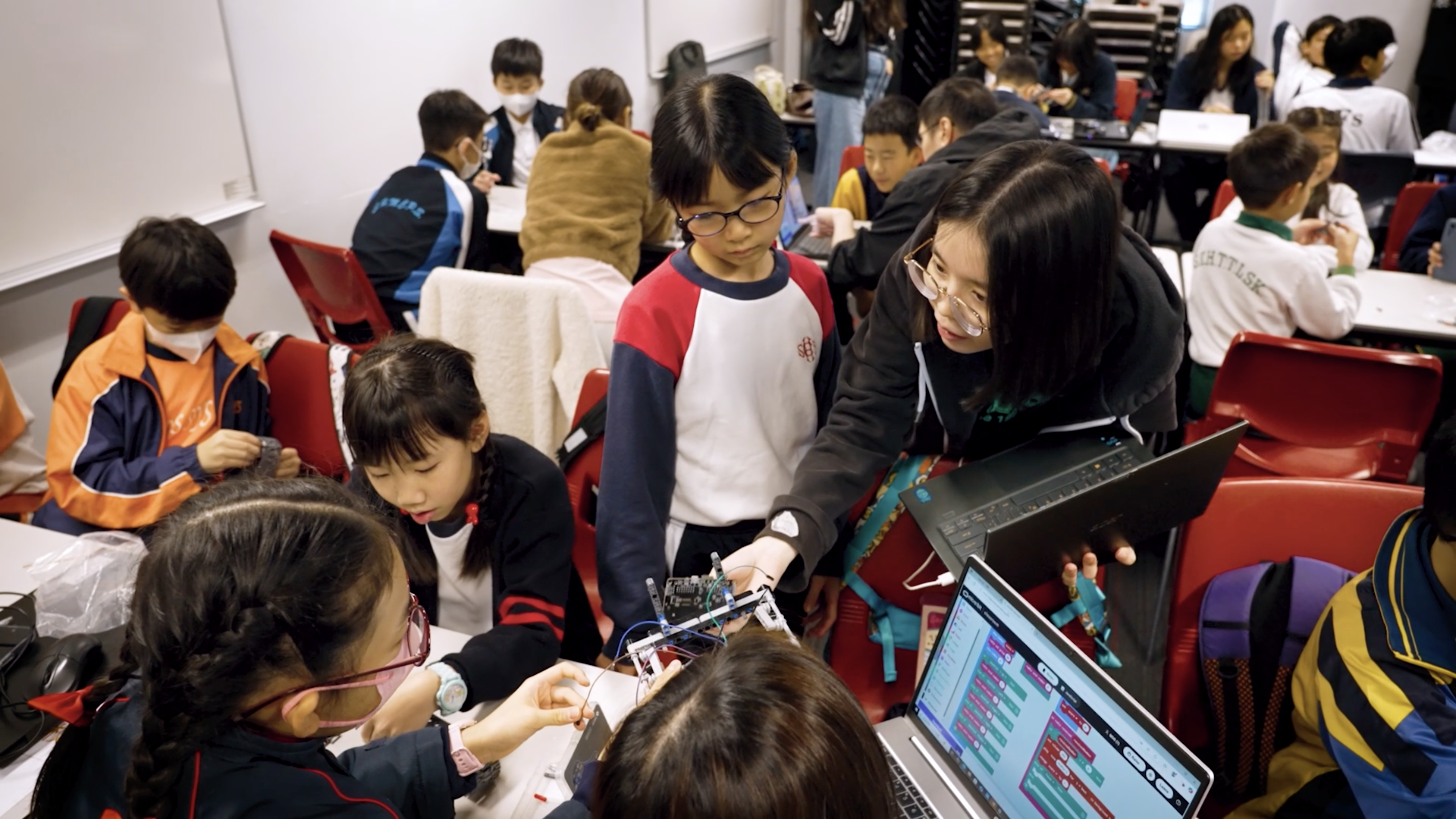 Team members are actively building a community of young innovators through outreach activities like STEAM Day @ HKUST.