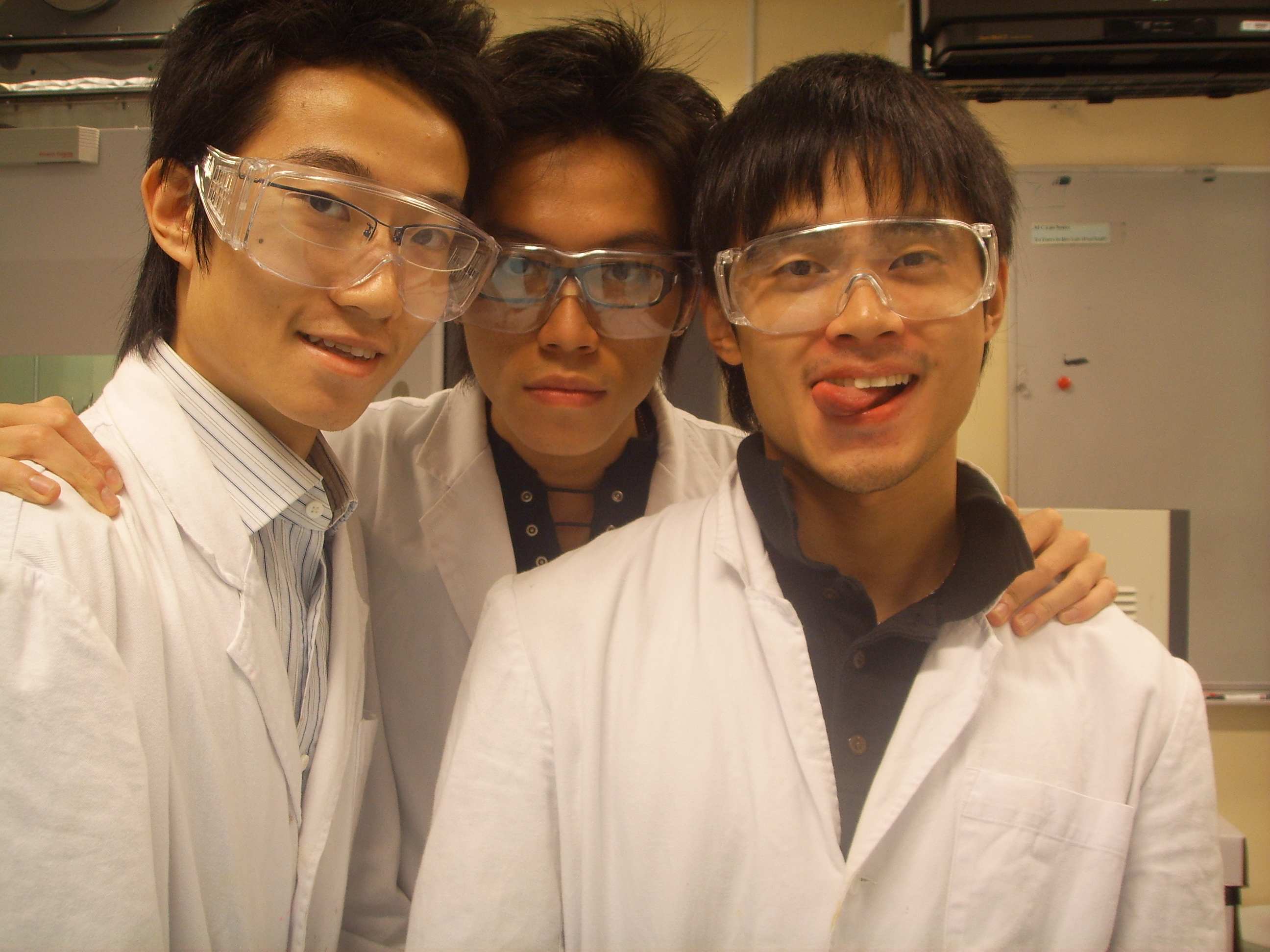 Ka Sing-Fung and his classmates in a lab during his UG years.