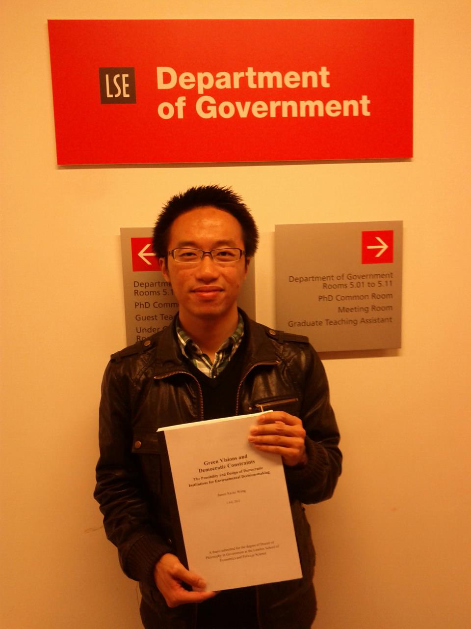 HKUST Professor James Wong submitted his PhD Thesis in London