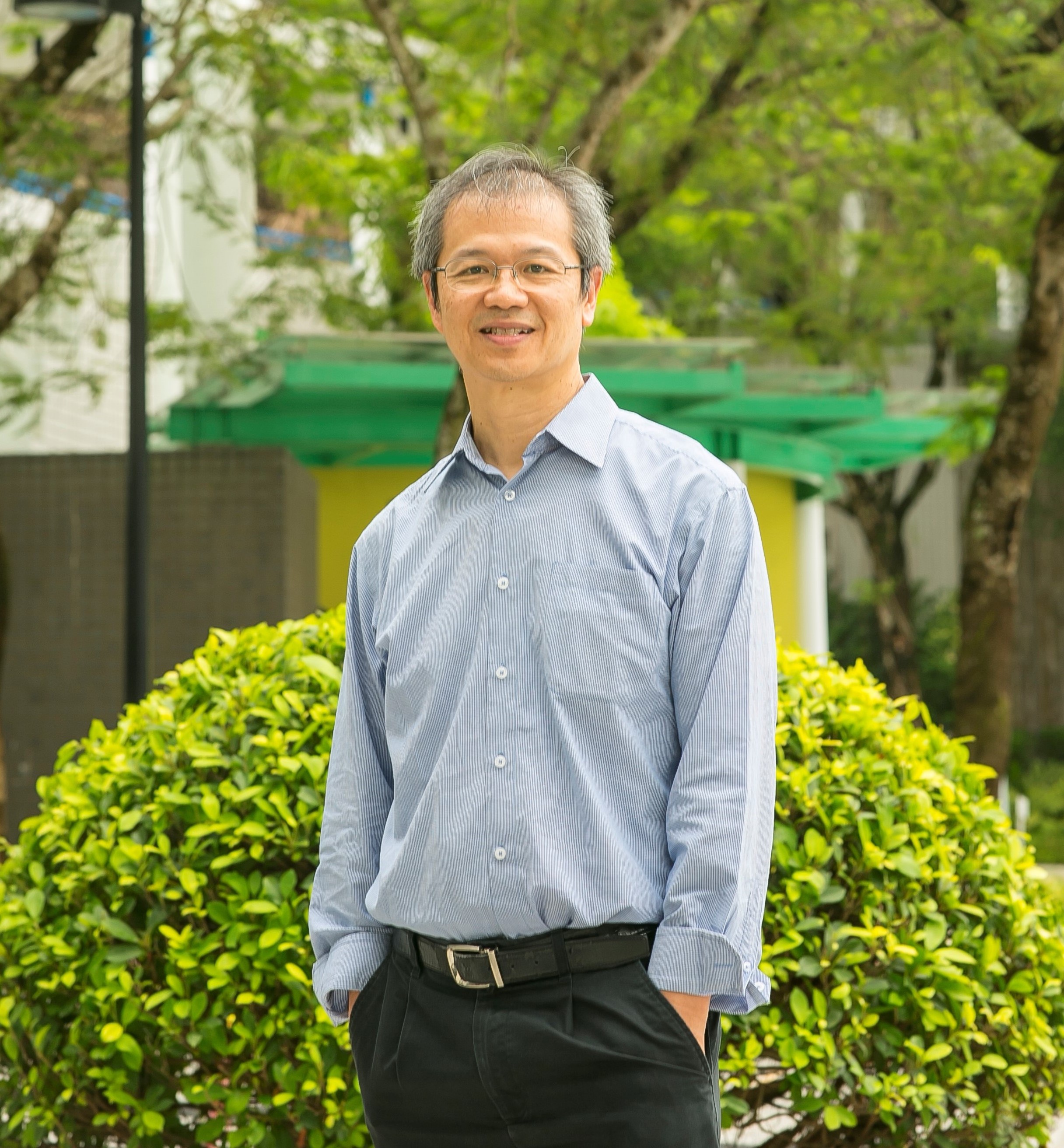 Prof. Lau