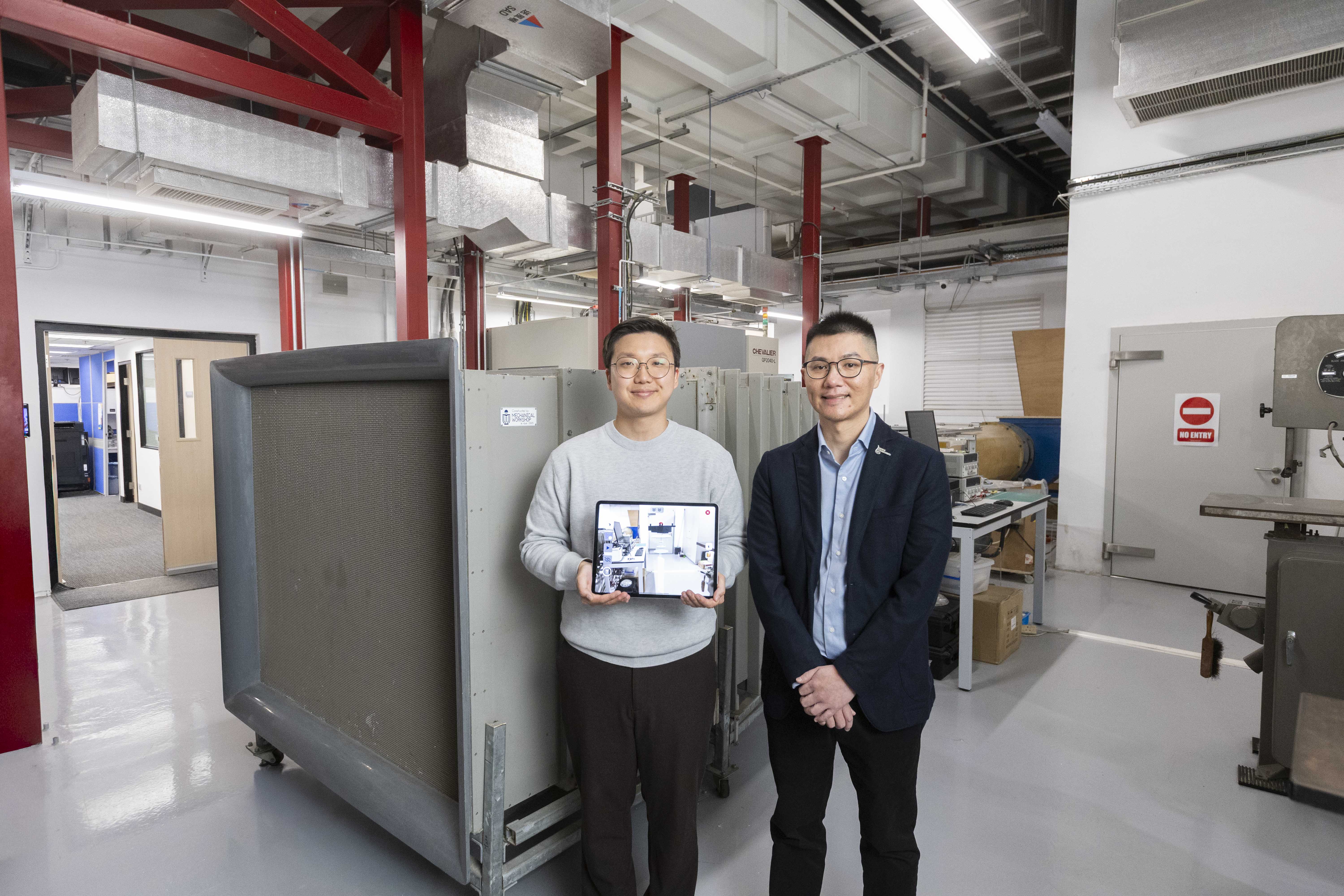 A team led by Prof. Larry Li (right) and PhD student Jungjin Park (left), reconstructed an on-campus wind tunnel laboratory using 3D scanning technology for creating AI-enabled AR modules.