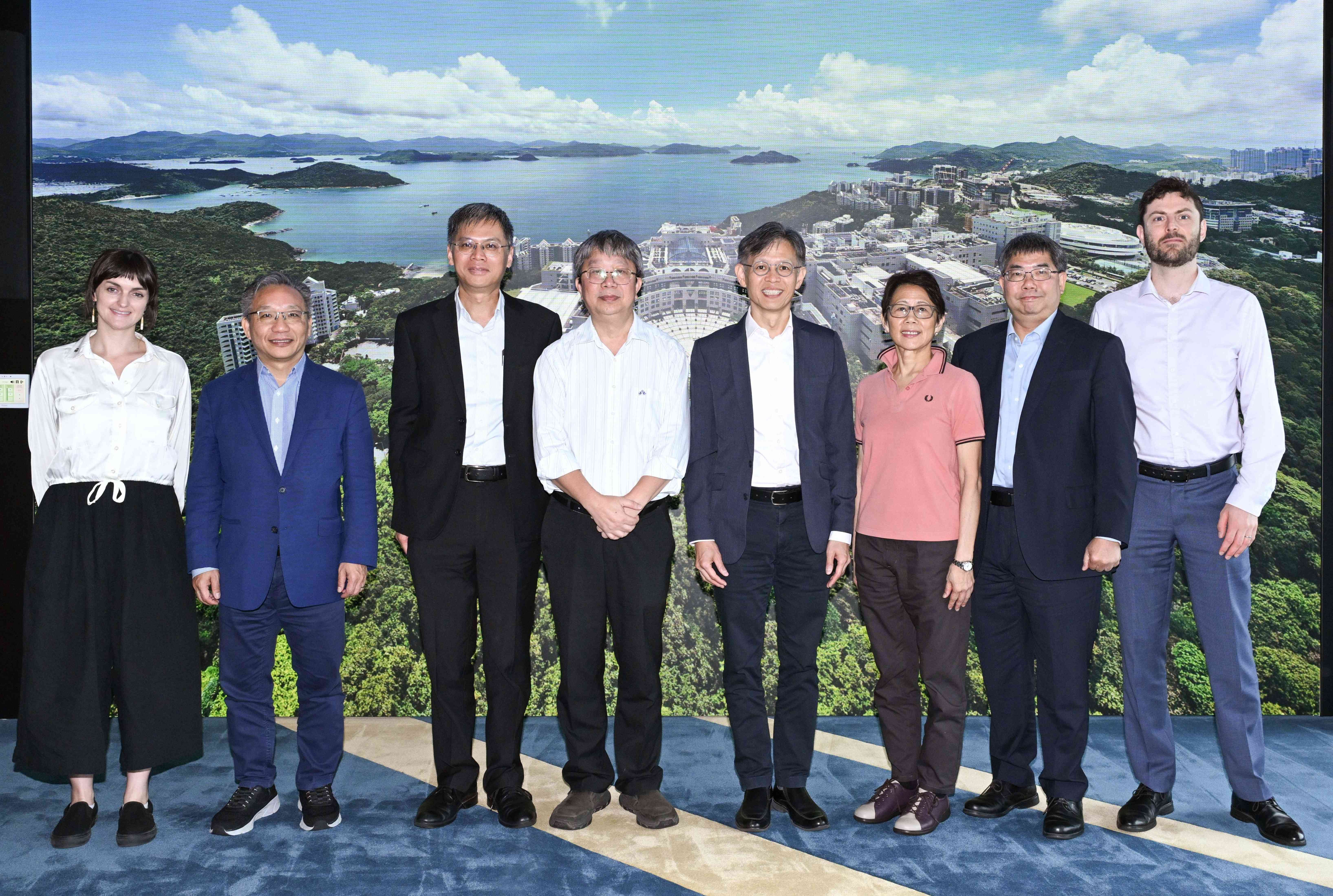 Mr. Mickey LAI, Director of Agriculture, Fisheries and Conservation (AFCD) of the HKSAR Government (fourth from right); and Mr. Simon CHAN, Assistant Director (Conservation) of AFCD (third from left) visited HKUST on 18 May 2026 to support HKUST’s development of the core curriculum syllabus. HKUST representatives included Prof. Alexis LAU (fourth from left), Head of the Division of Environment and Sustainability; Prof. Christine LOH (third from right), Chief Development Strategist of the Institute for the E