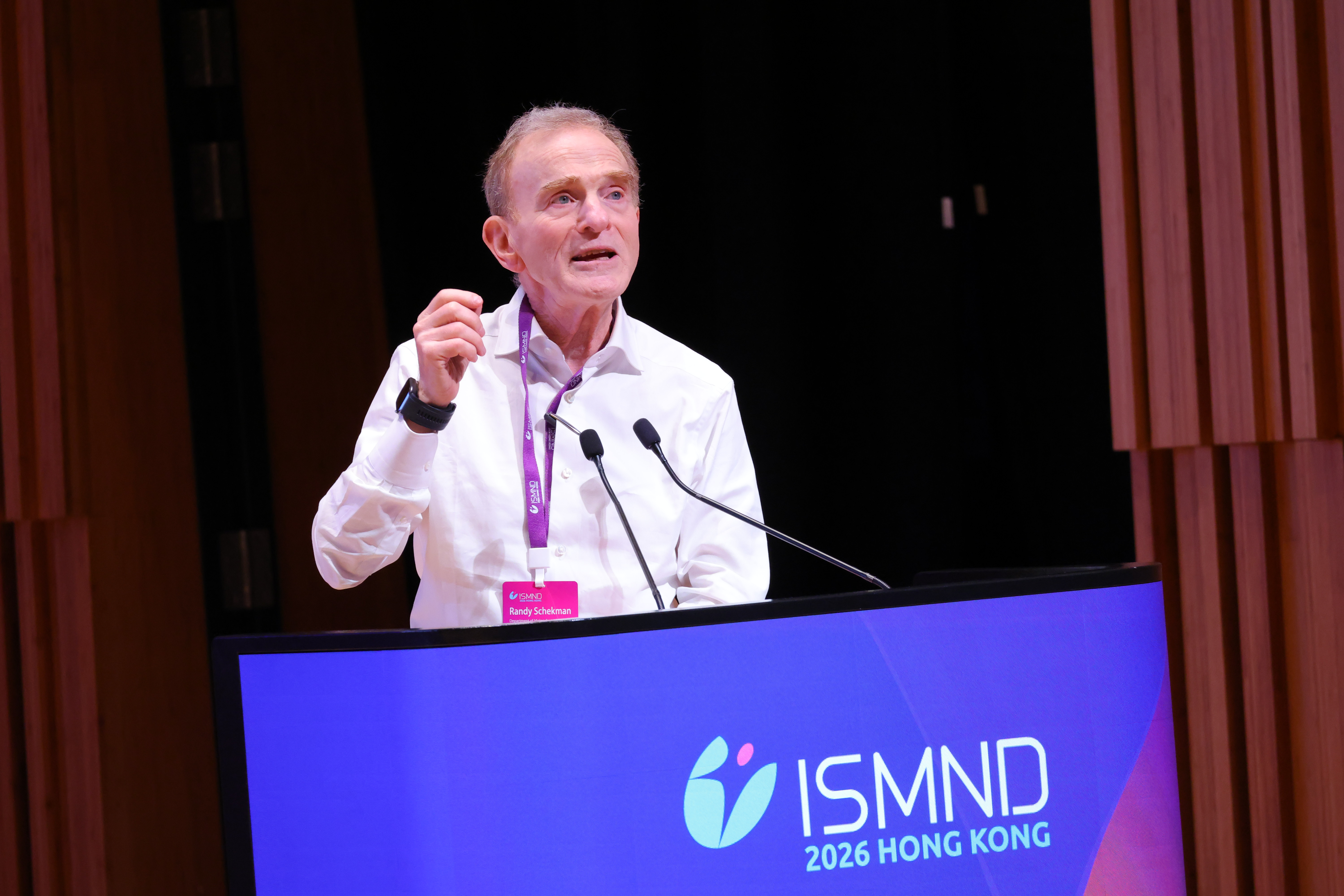 Prof. Randy SCHEKMAN, Nobel Laureate in Physiology or Medicine, delivers a keynote lecture at the conference.