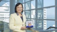 刘纪美教授成为首名荣获J J Thomson奖章的女性得主（只供英文版本）