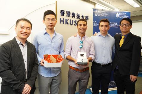 (From left)Prof. Gary CHAN, Director of HKUST’s Entrepreneurship Center, Mr. Rian CHENG from Deltron Intelligence Technology Holdings, and Mr. Domenick SUAREZ, Mr. Gianmarco SUAREZ and Dr. Peter CHEUNG from Quommni Technologies L.L.C.