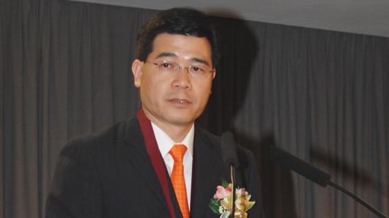 Mr Humphrey Leung Kwong-Wai	