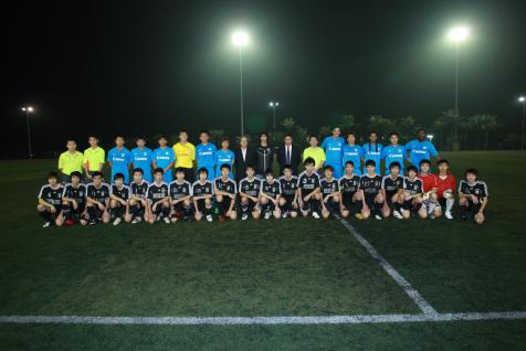  The two teams before the match