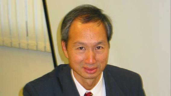 Prof Hoi Sing Kwok	