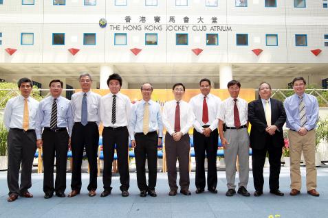  HKUST's management team and Students' Union nominated President at the University Welcome: (from left) Prof Matthew Yuen, Prof Yuk Shan Wong, Prof Wei Shyy, Mr Johnny Ho, President Tony Chan, Prof Michael Loy, Prof Khaled Ben Letaief, Prof Leonard Cheng, Prof James Lee and Prof Kar Yan Tam.