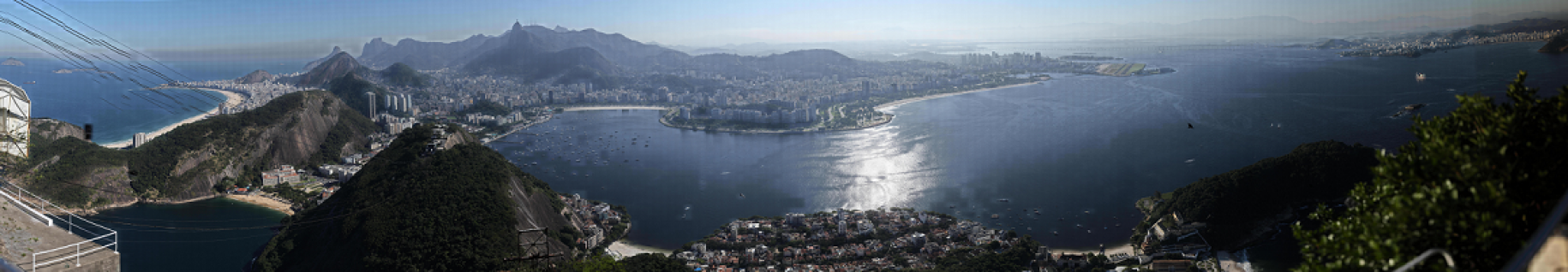 科 大 辛 达 德 教 授 所 摄 制 的 1,500 亿 像 素 照 片 ， 展 示 巴 西 里 约 热 内 卢 市 的 风 貌	