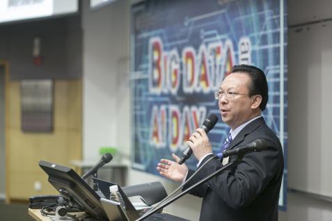  Dr Tieniu Tan spoke on “big visual data analysis”.