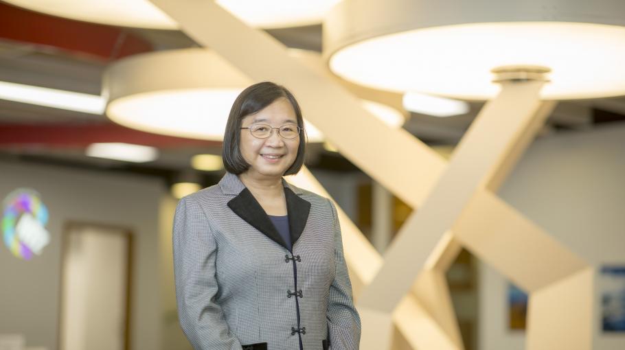 HKUST Prof. LAU Kei May Elected to the US National Academy of Engineering
