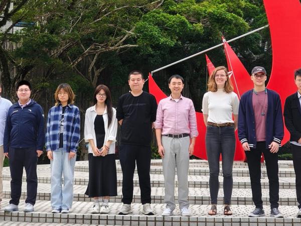 Prof. Pan's Angstrom research group at HKUST.