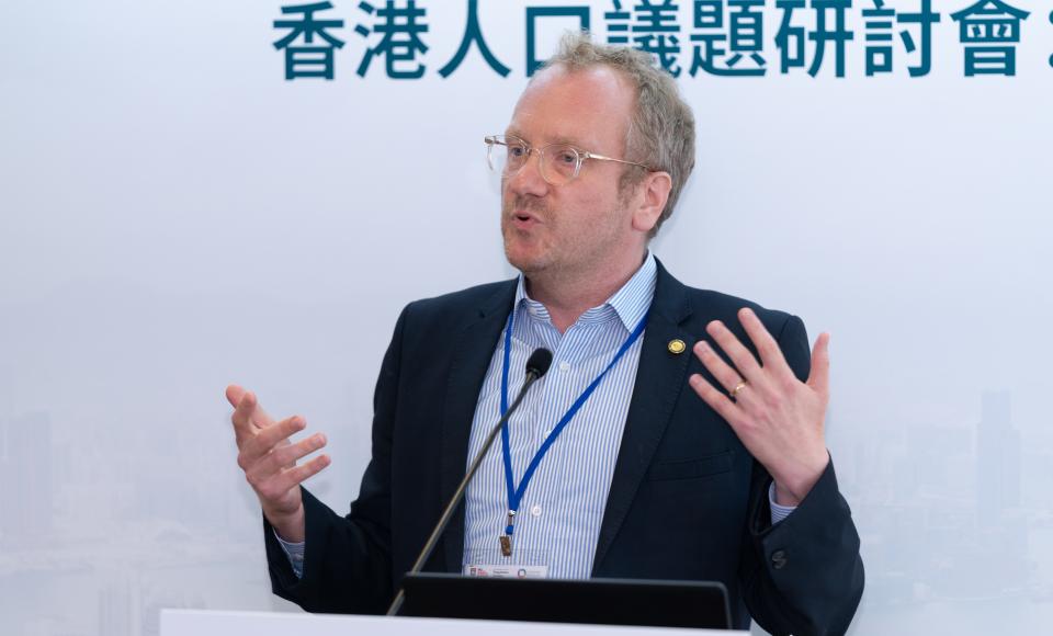 Prof. Gietel-Basten is seen here participating in the “Symposium on Hong Kong Population Issues: Facts and Policies” on April 14 at the University of Hong Kong.