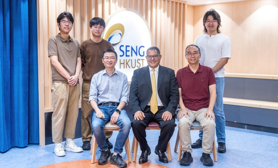 The “Reasoning-Empowered Task-Oriented Communication" framework research team includes Prof. Khaled B. Letaief (front row, center), Prof. Zhang Jun (front row, left), Prof. Song Shenghui (front row, right), Dr. Wang Zixin (back row, right), Xie Songjie (back row, first left) and Li Hongru (back row, second left).