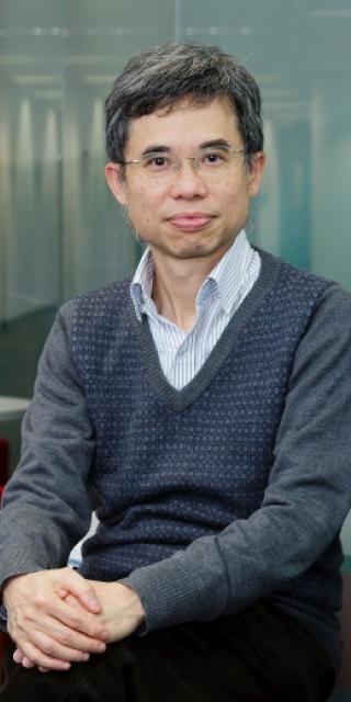 Professor Che Ting Chan