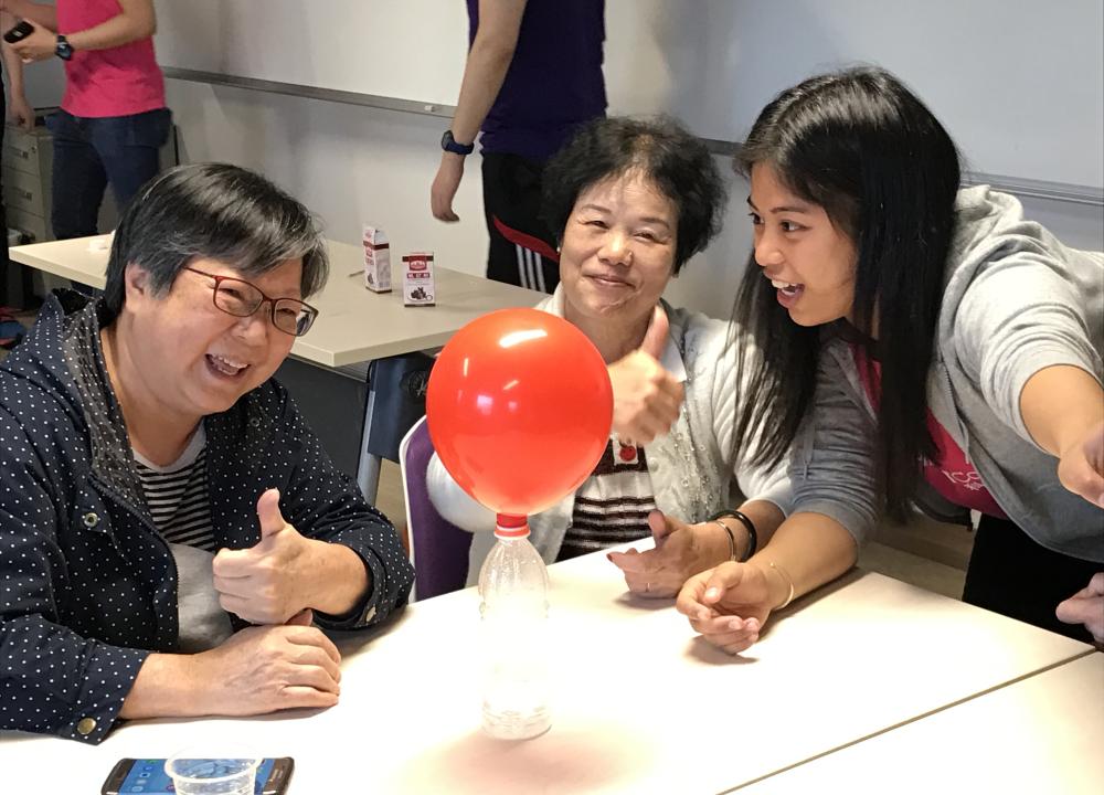 Facing the impeding aging trend, it is imperative to enhance the heath span of the elderly population (Photo Courtesy: HKUST Connect)