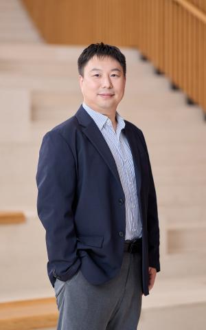 Prof. WANG Zhe