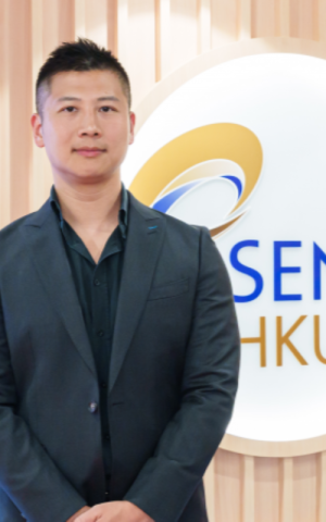 Prof. Robin Lok Wang MA