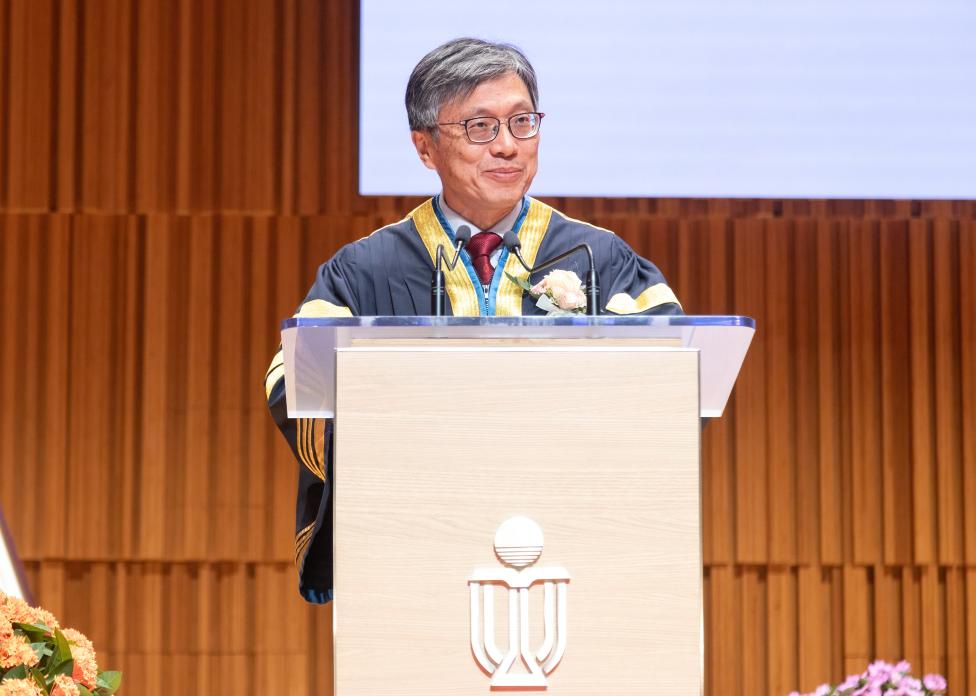 Prof. Harry SHUM, Council Chairman of HKUST, conferred Honorary Fellowships on five distinguished individuals.